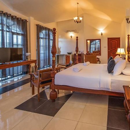 Ceylon Breeze Hotel Kandy Bagian luar foto